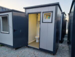 Sanitärcontainer mit Dusche – Bild 11