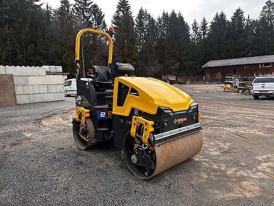 8160642_55547549.jpg BOMAG BW 120 ADe-5 Tandemwalze (Kompaktor) – Bild 1