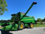 John Deere T560 Hillmaster 4×4 mit 722X Schneidwerk