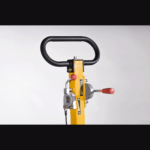 LUMAG RPi25N - Rüttelplatte reversierbar mit 131 kg inkl. Transportfahrwerk und Gummimatte – Bild 4